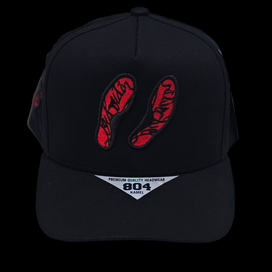 GORRA SUELA ROJA, VISERA ROJA