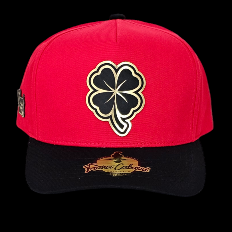 GORRA TREBOL ROJA/NEGRA