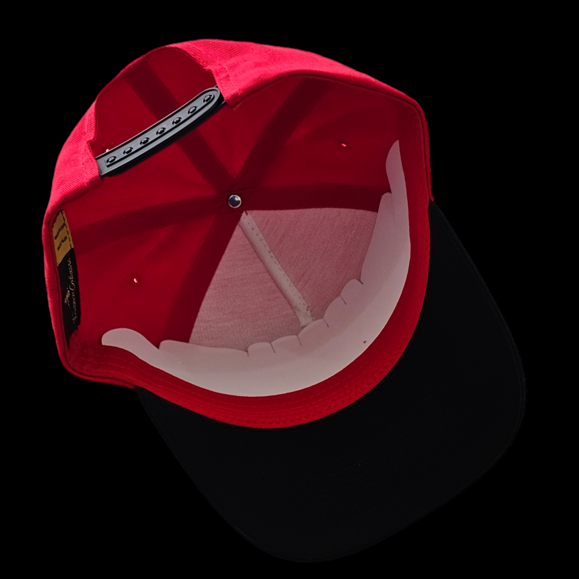 GORRA TREBOL ROJA/NEGRA